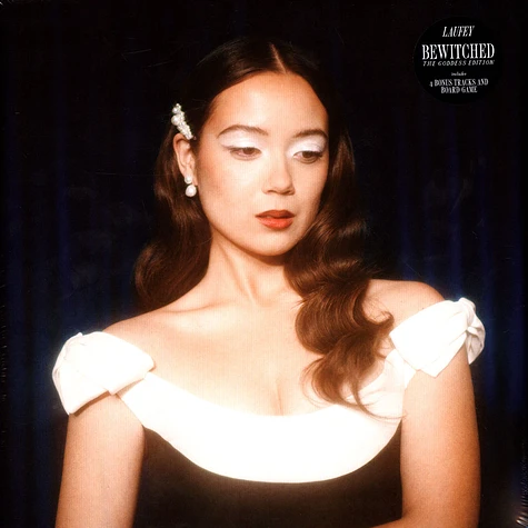 [NLP3884] Laufey – Bewitched: The Goddess Edition