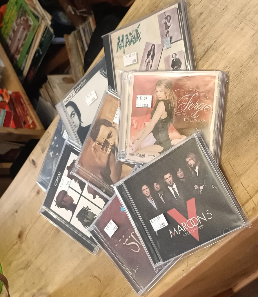 [UCD3058] CDs Usados En Promoción