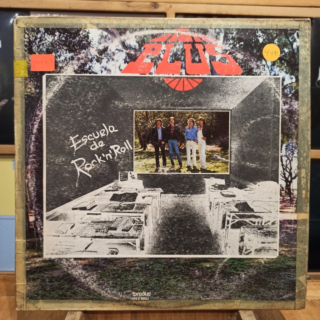 [ULP3705] Plus – Escuela De Rock 'N' Roll 
