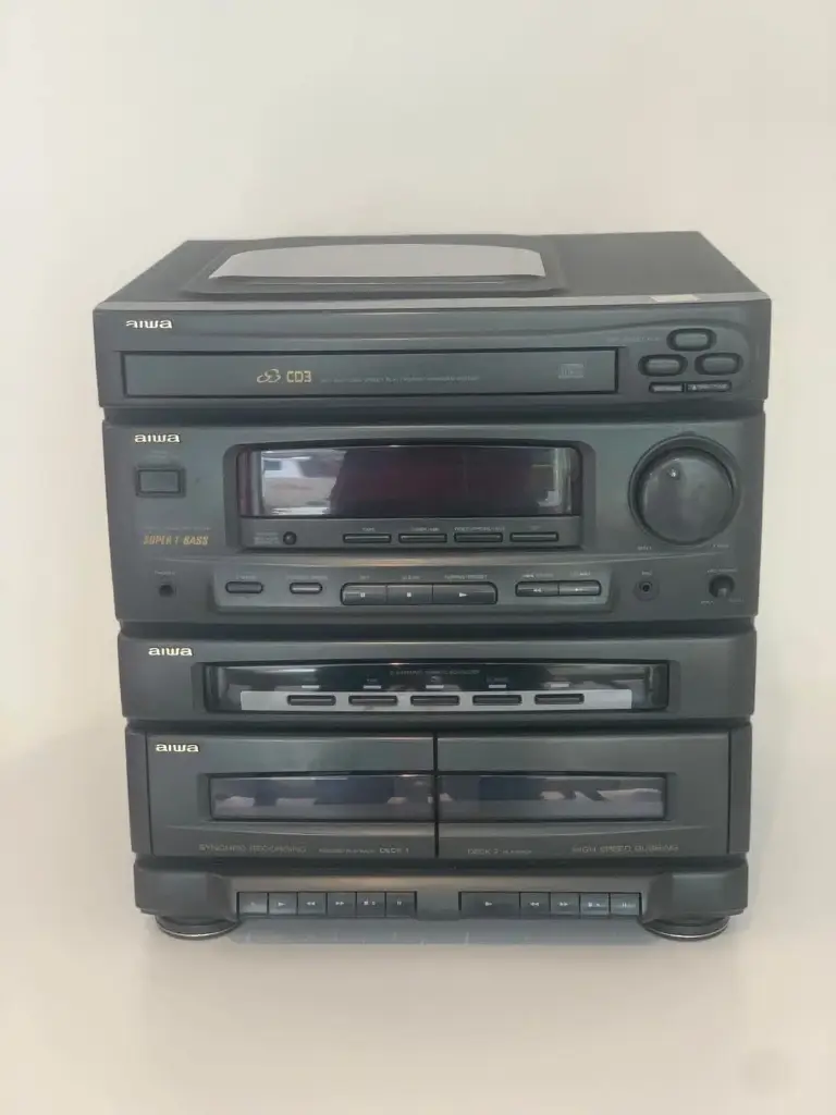 Aiwa Z‑650 Compact Disc Stereo System 