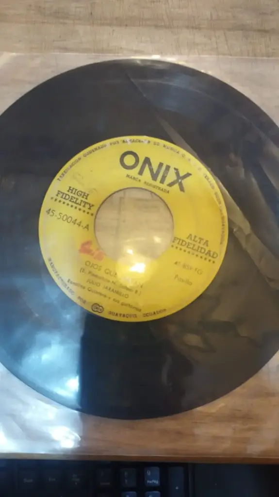 [U7'109] Julio Jaramillo - Ojos Que Matan / Atardecer