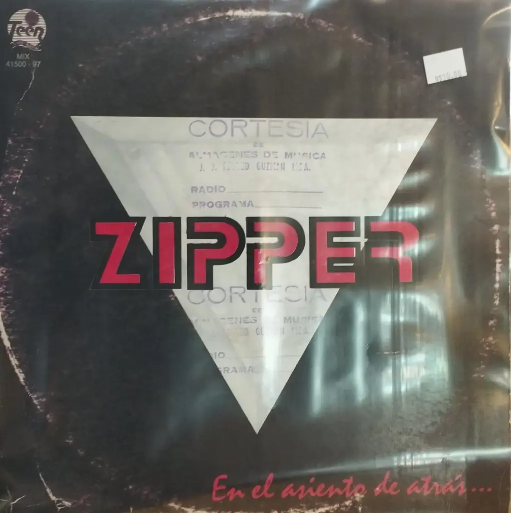 Zipper – En El Asiento De Atrás