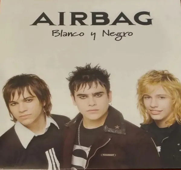 Airbag – Blanco Y Negro