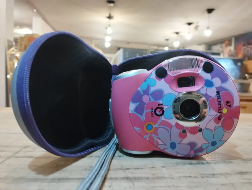 Fujifilm Nexia Q1