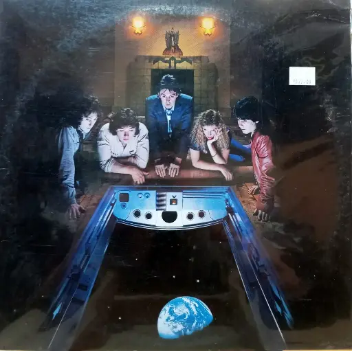 [ULP4073] Wings – Back To The Egg